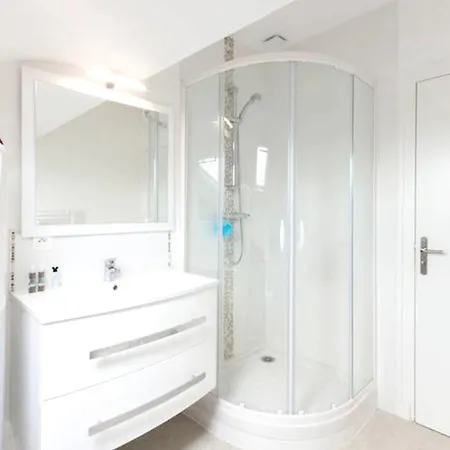 De 2 Chambres A A 400 M De La Avec Wifi Apartamento *